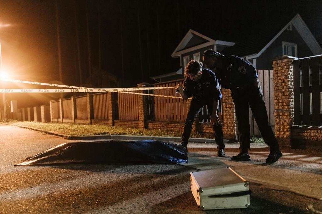 Self-Defense Shooting: Expert Tips for Police Interaction